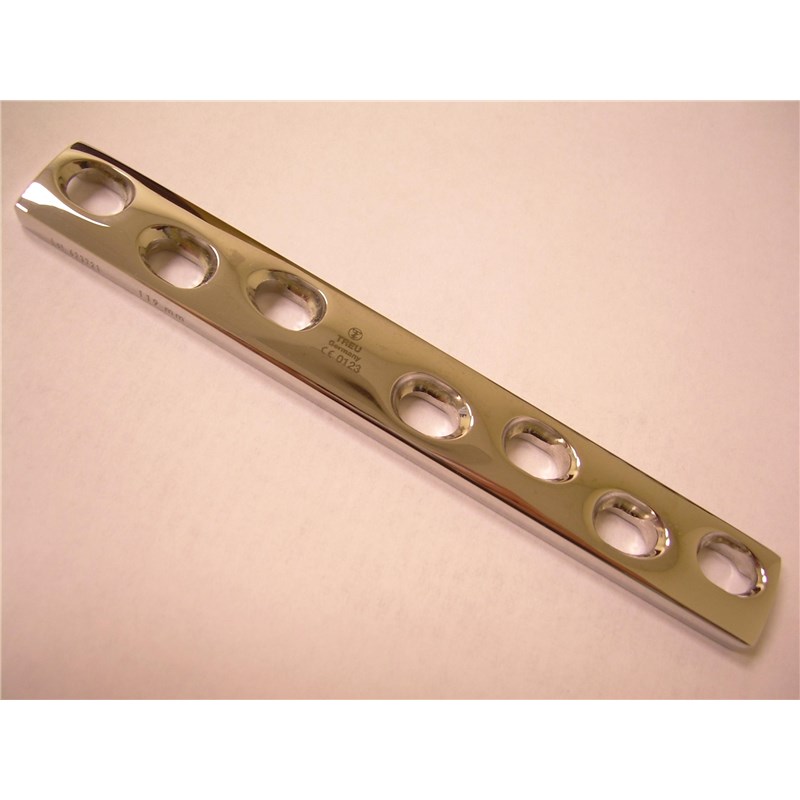 Broad Dynamic Compression Plate 119mm X 7 Hole For Use With 4.5mm Screw